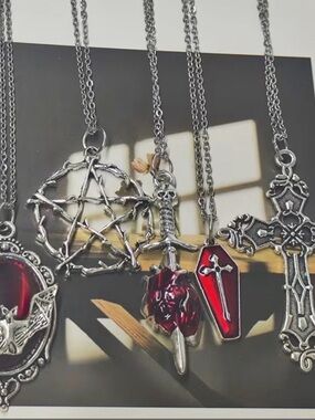 Anime Horror Gothic Fantasy Cosplay Necklace NEW Jewelry Fashion Women Beauty x5